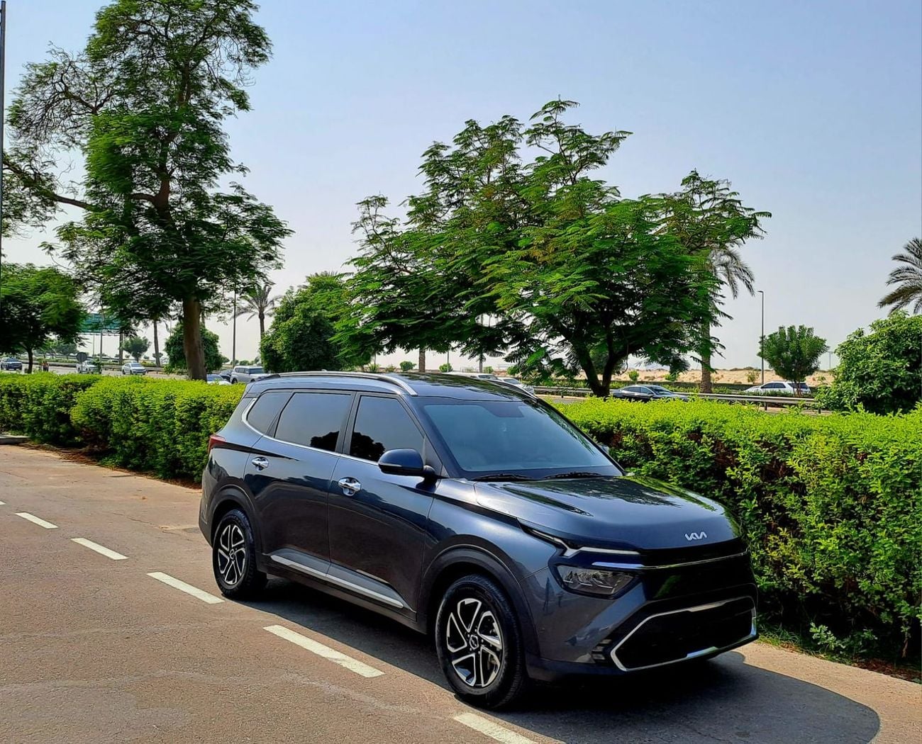 Kia Carens EX 1078/- Monthly Kia Carens 2024 | NO CONVENIENCE CHARGES ! GCC| AGENCY MAINTAINED ! ACCIDENT FREE.