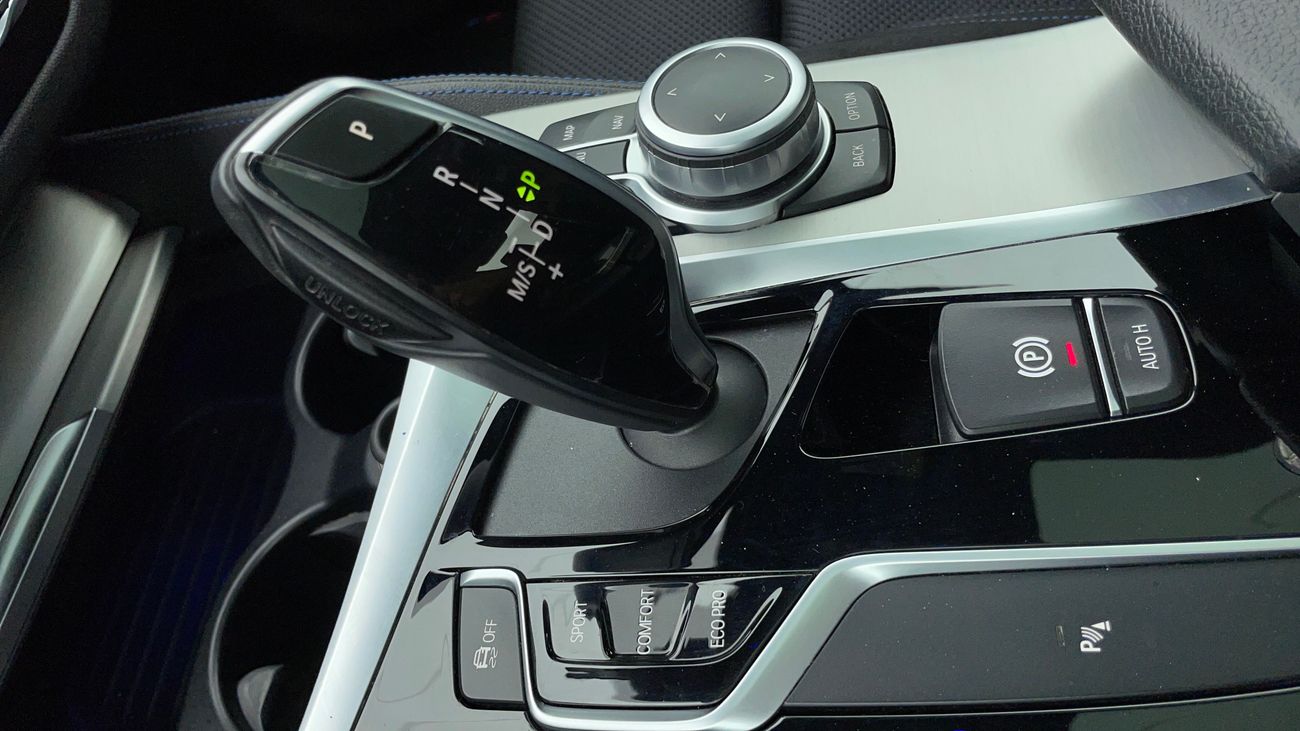 بي أم دبليو 520i M SPORT 2 | بدون دفعة مقدمة | اختبار قيادة مجاني للمنزل