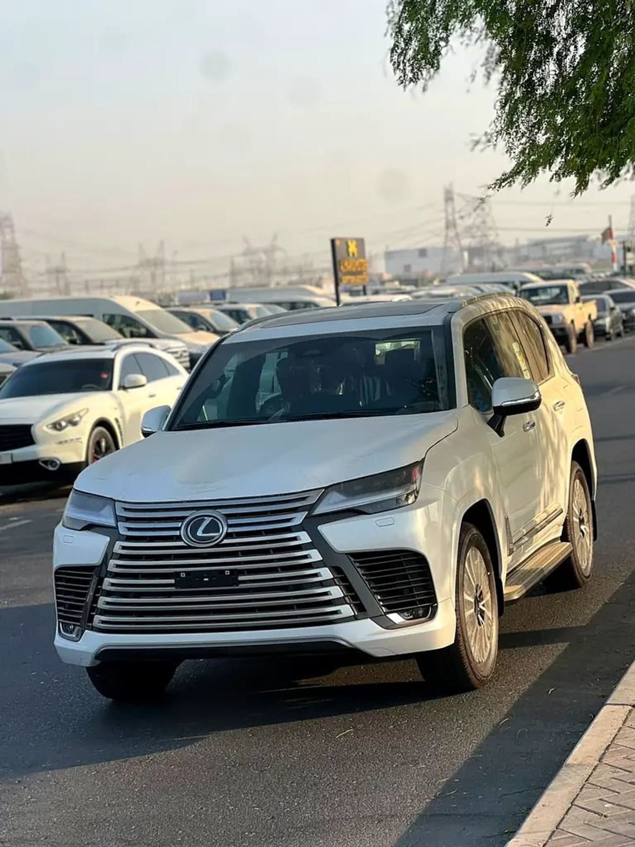 لكزس LX 600 SIGNATURE FULL OPTION GCC Specs