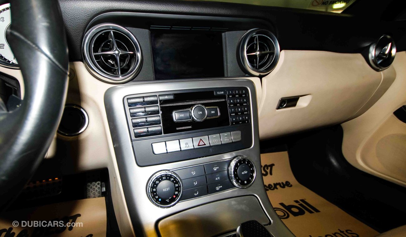 Mercedes-Benz SLK 200 Convertible