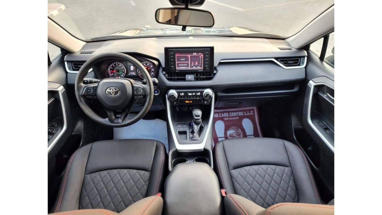 Toyota RAV4 TOYOTA RAV4 XLE 2021