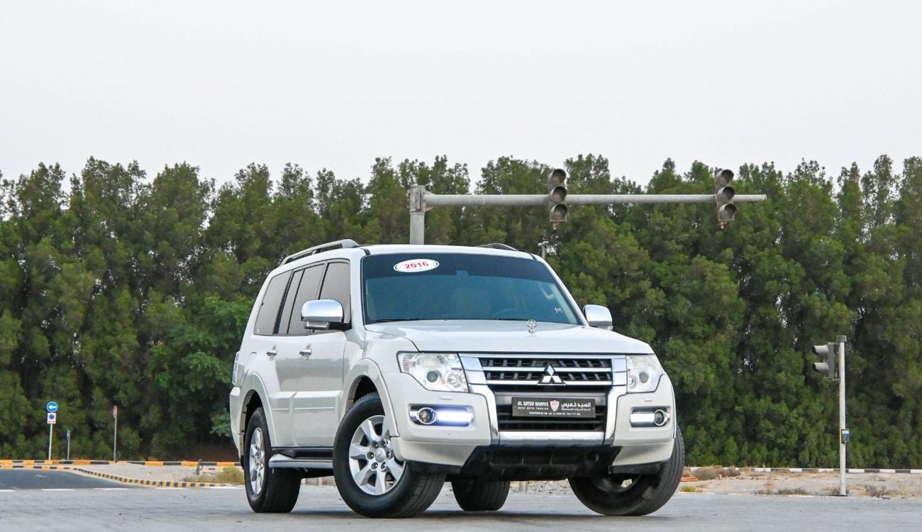 Mitsubishi Pajero MITSUBISHI PAJERO 2016 GLS Mid 3.0L (177 HP)GCC IN EXCELLENT CONDITION