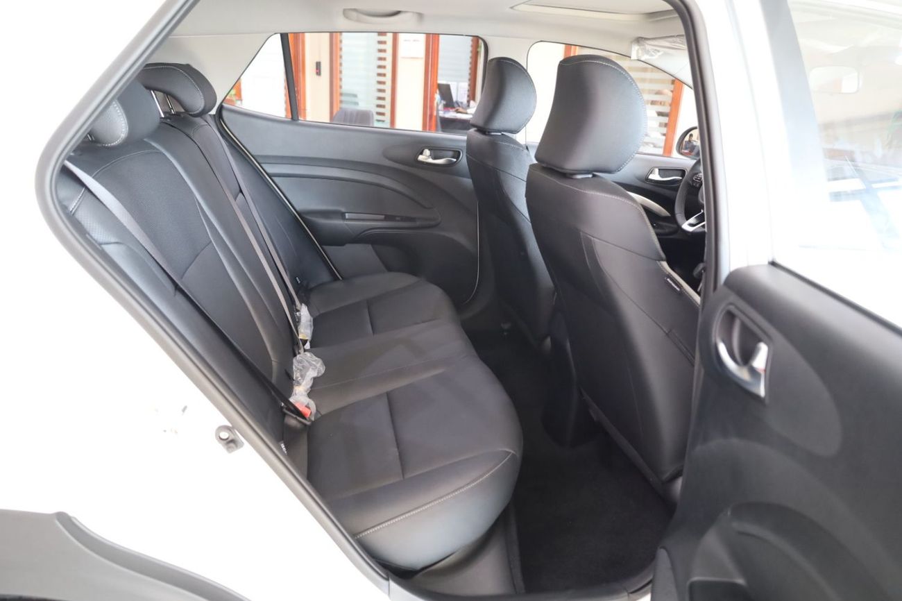 Kia KX1 1.4L PETROL WITH SUNROOF AUTOMATIC TRANSMISSION ( FOR RE-EXPORT OUTSIDE GCC COUNTRIES ONLY )