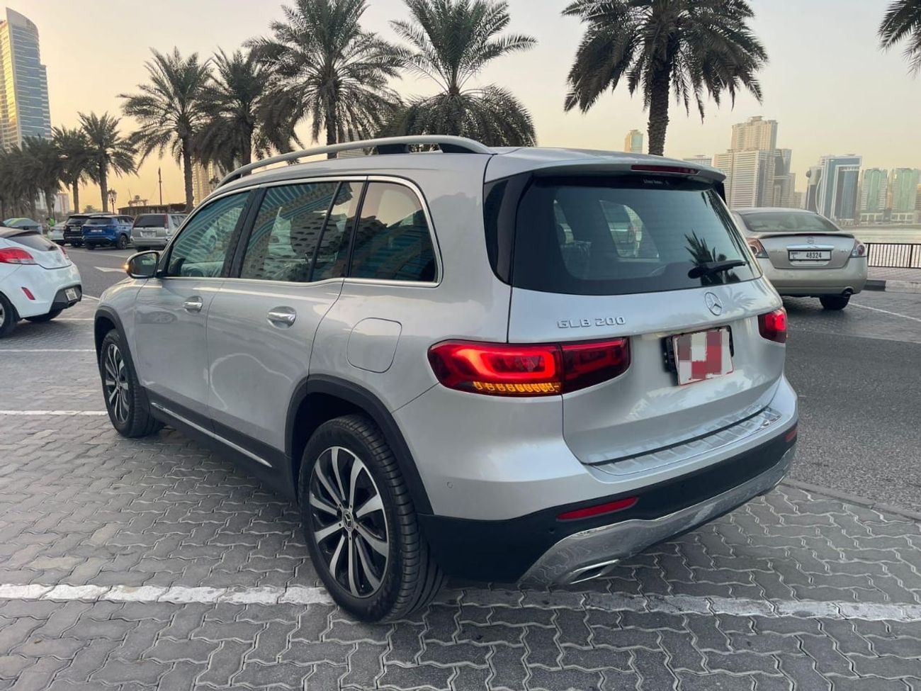 مرسيدس بنز GLB 200 GLB 200 ,PETROL 1.3L ,RIGHT HAND DRIVE ,ONLY FOR EXPORT AVAILABLE