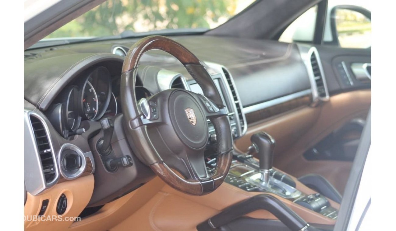 Porsche Cayenne Turbo Model 2013, Gulf, Fleoption, Panorama Sunroof, 8 Cylinders, Automatic transmission, Accident-free, i