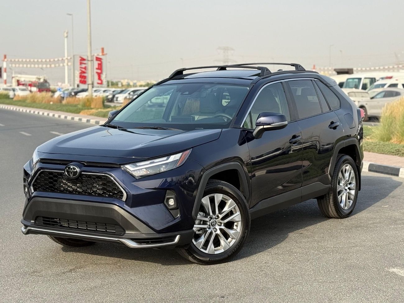 Toyota RAV4 XLE Premium 2.5 Full Option 2025