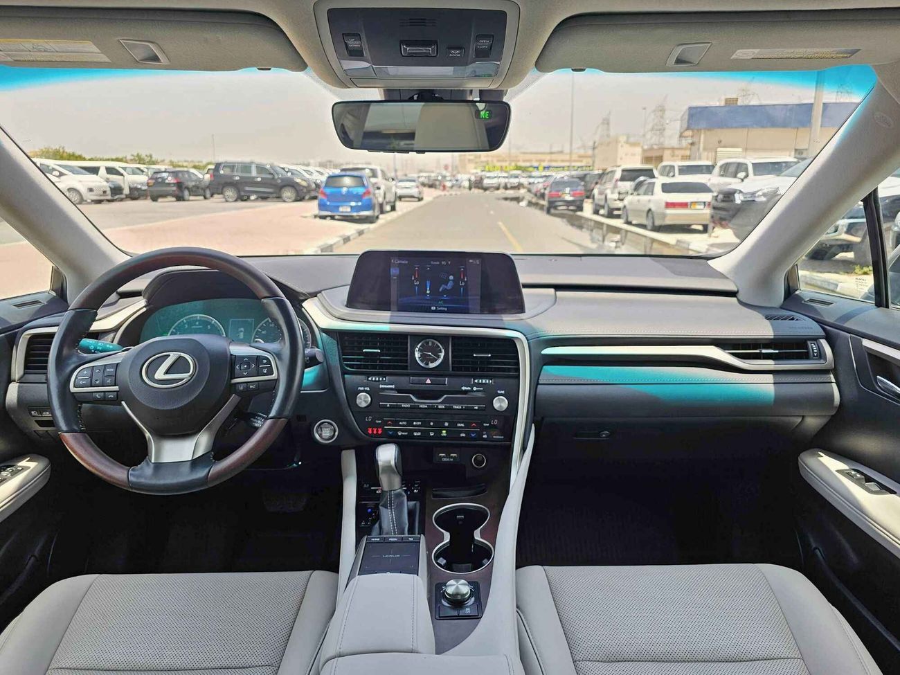 Lexus RX350 / FULL OPTION/ ONLY DOOR REPLACED/ ORIGINAL MILEAGE/ 1516 Monthly LOT# 57723