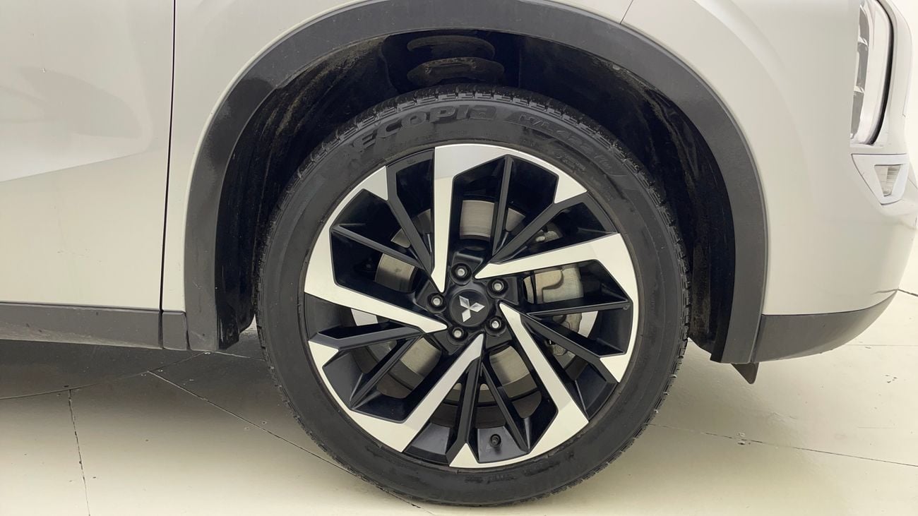 ميتسوبيشي آوتلاندر 2024 H/L+ SYN LEATHER | AED 1504/Month | 20% DP | 30 Day Return | Warranty | Service History