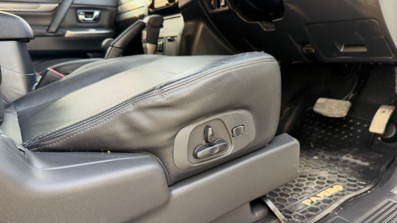 ميتسوبيشي باجيرو -