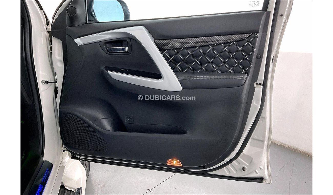 ميتسوبيشي مونتيرو Signature Edition