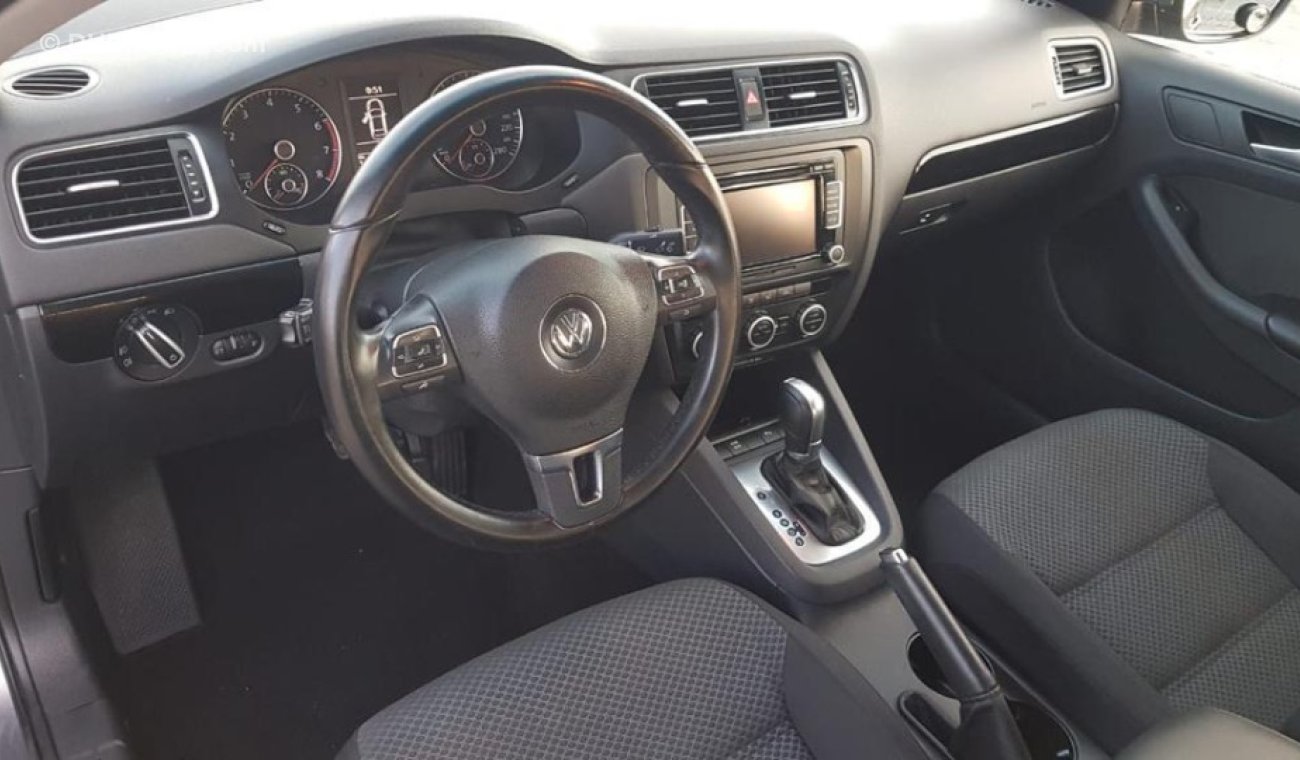 Volkswagen Jetta Volex wagan Getta model 2015 GCC car prefect condition full option low mileage