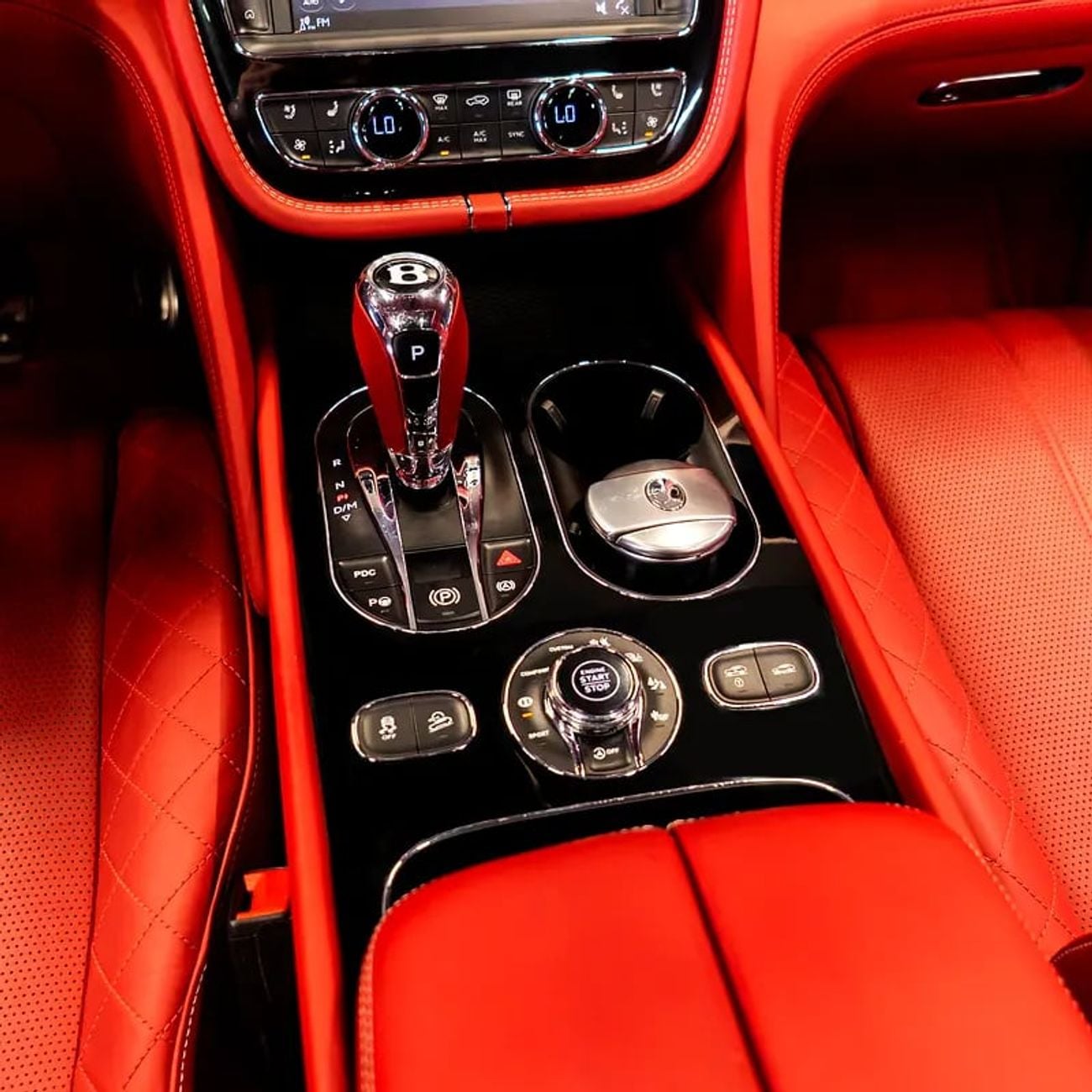 بنتلي بينتايجا 5,448 P.M • 0% Downpayment • • 1 Year Warranty