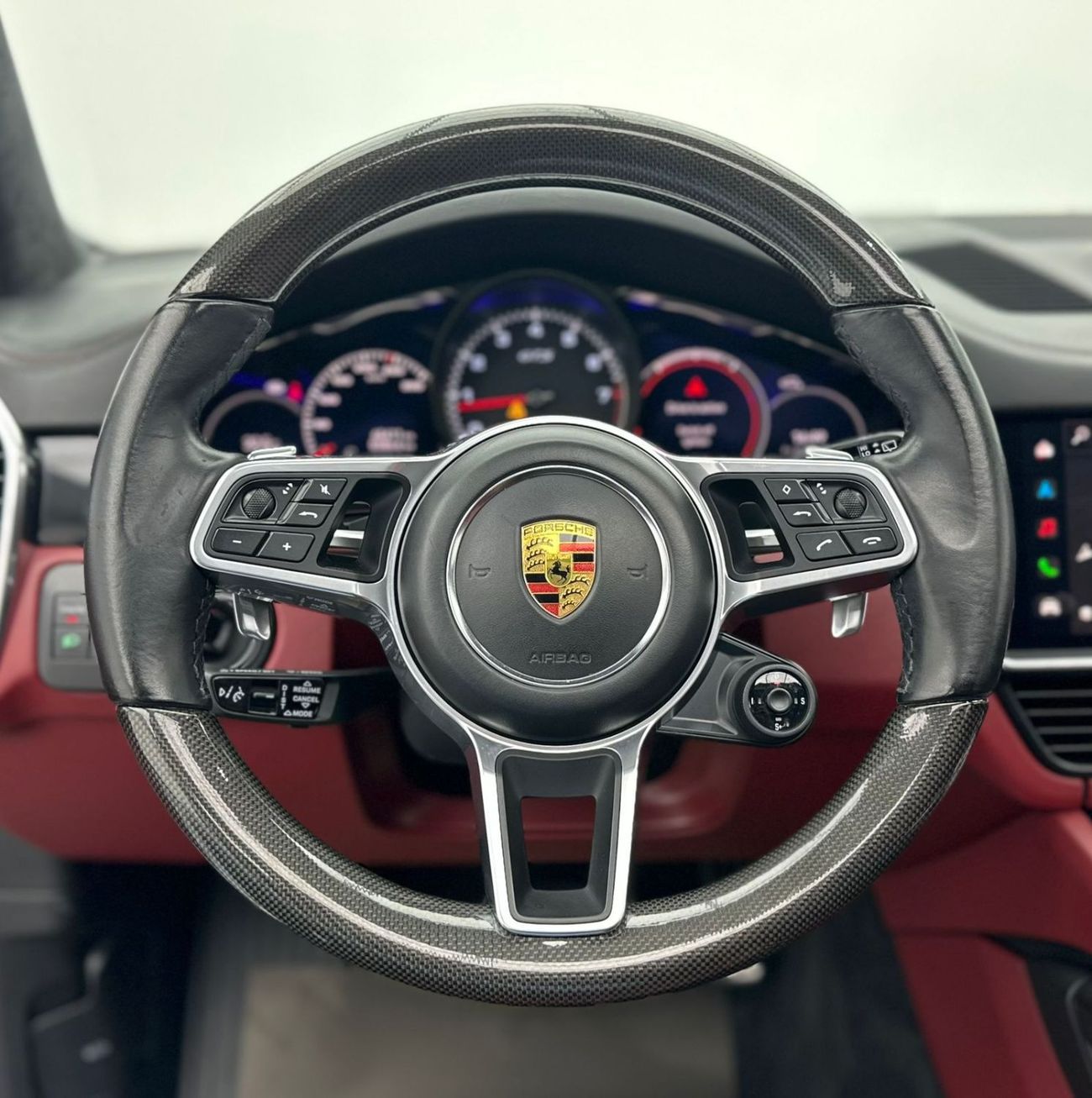 Porsche Cayenne 2022 Porsche Cayenne GTS, Feb/2027 Porsche Warranty, Porsche Full Service History, Excellent Conditi