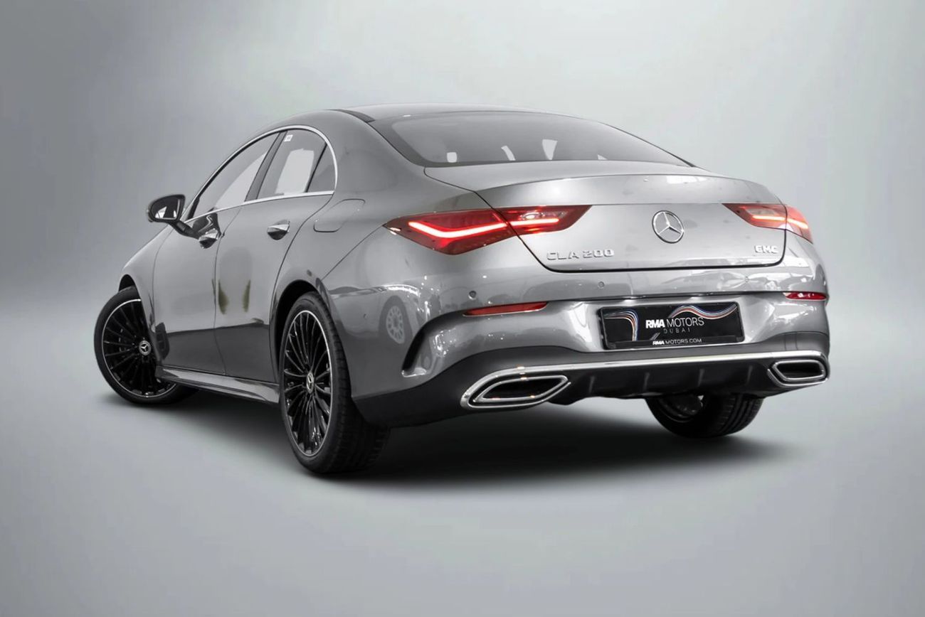 Mercedes-Benz CLA 200 Premium 2.0L Premium 1.3L