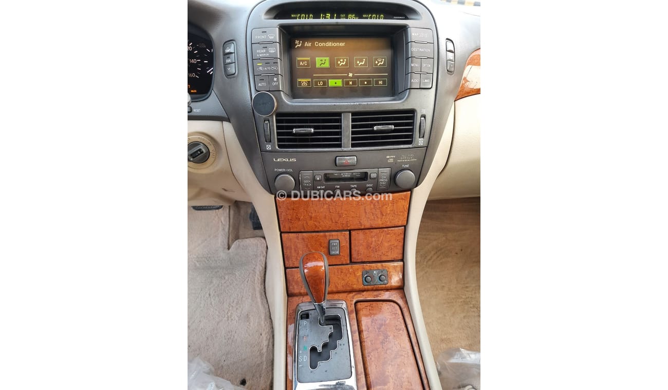 Lexus LS 430 Lexus LS430 Model 2005 1/2 ultra for sael