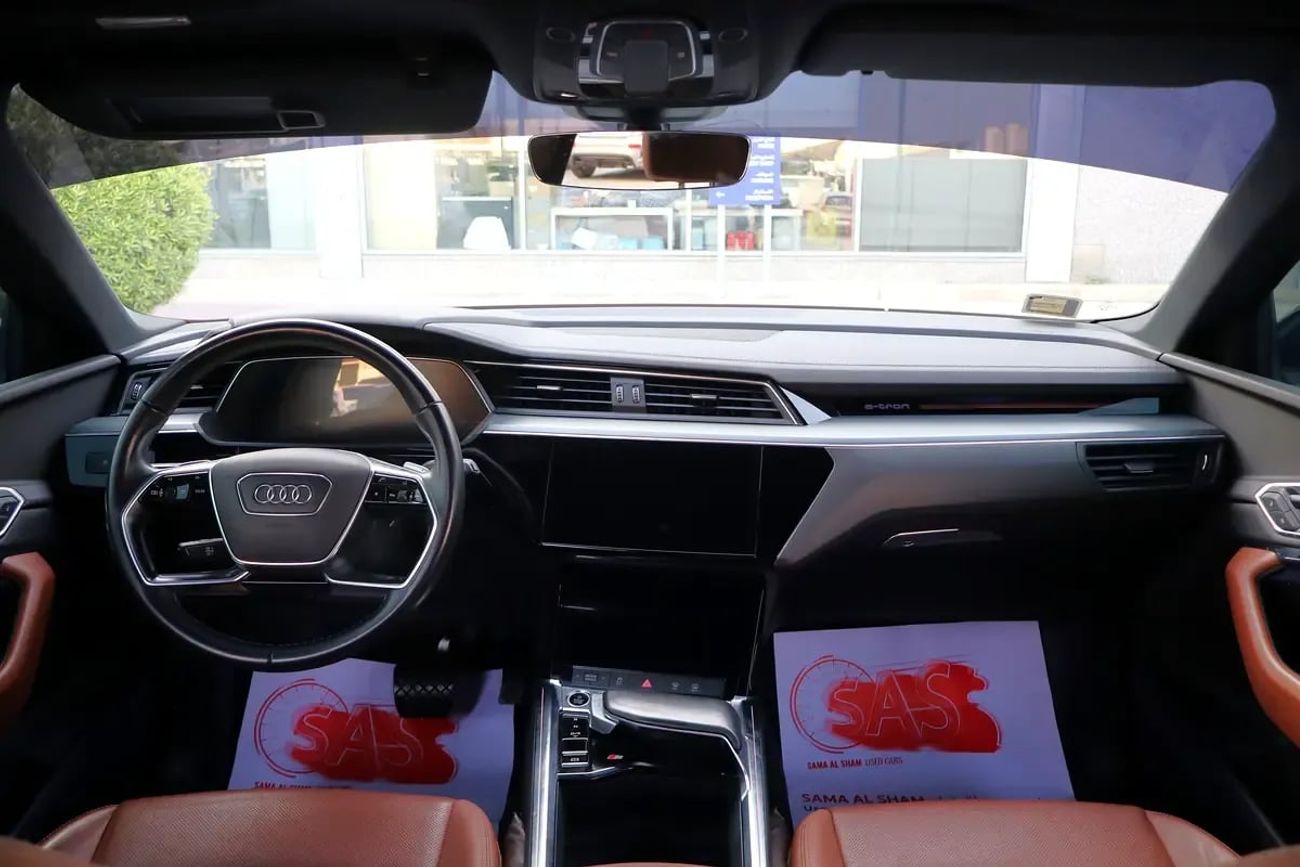 أودي Q8 إي ترون 55 ADVANCED Audi Q8 2024 مواصفات خليجية