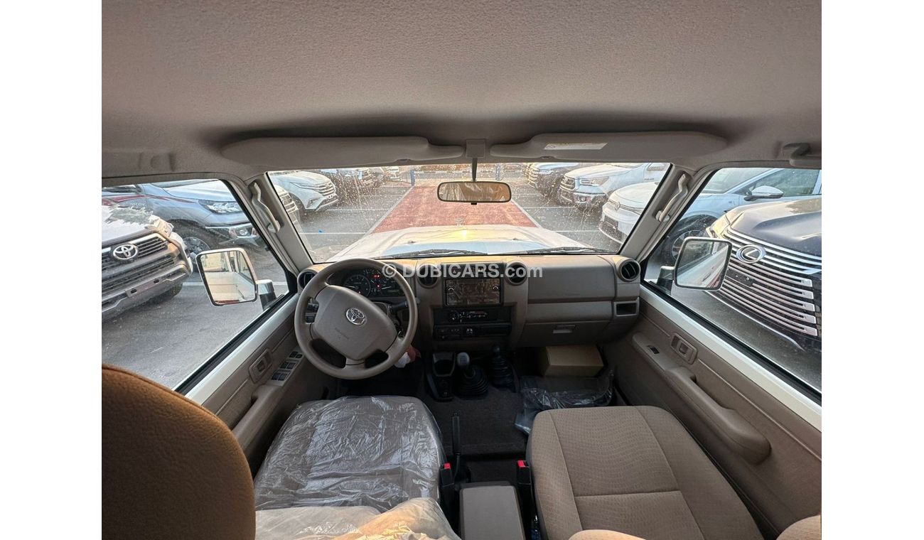 Toyota Land Cruiser 70 TOYOTA LANDCRUISER 4.5 L HARDTOP WHITE 2023