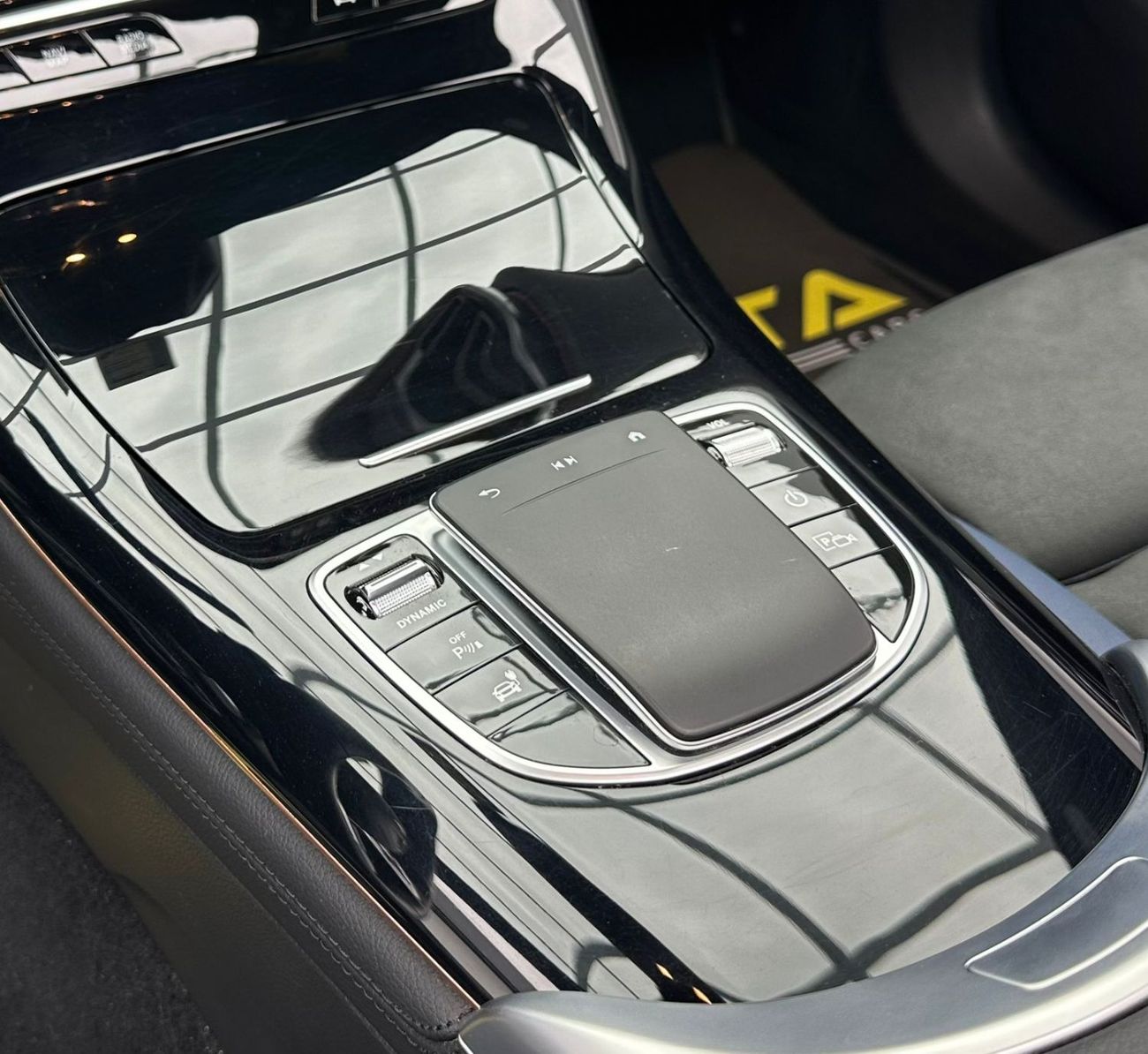 Mercedes-Benz EQC 400 2022 Mercedes-Benz EQC 400 4MATIC, Dec/2026 Mercedes Warranty, Nov/2029 Mercedes Service Contract, M