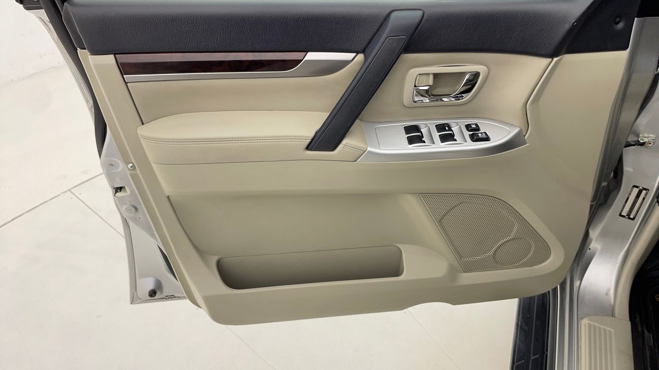 Mitsubishi Pajero GLS MID 3.5 | Zero Down Payment | Free Home Test Drive