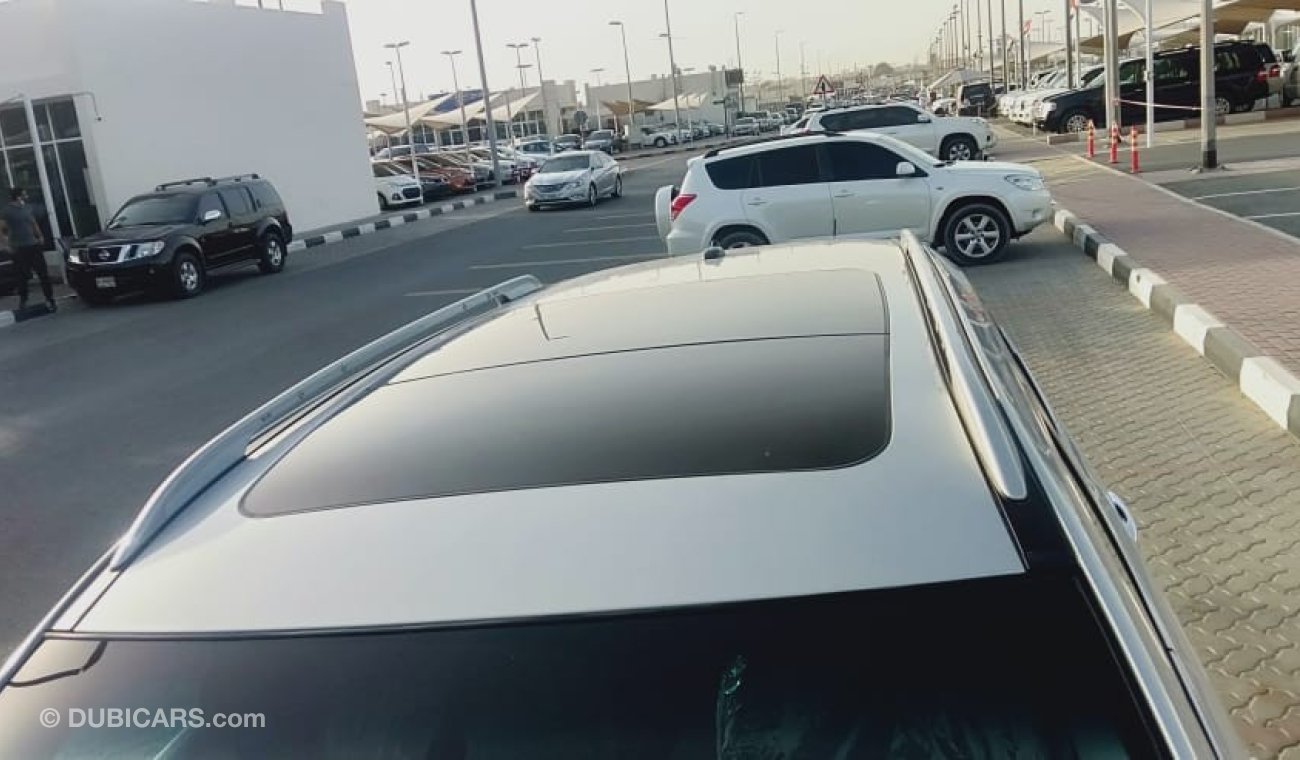 Nissan Rogue SL - With Panoramic Sunroof