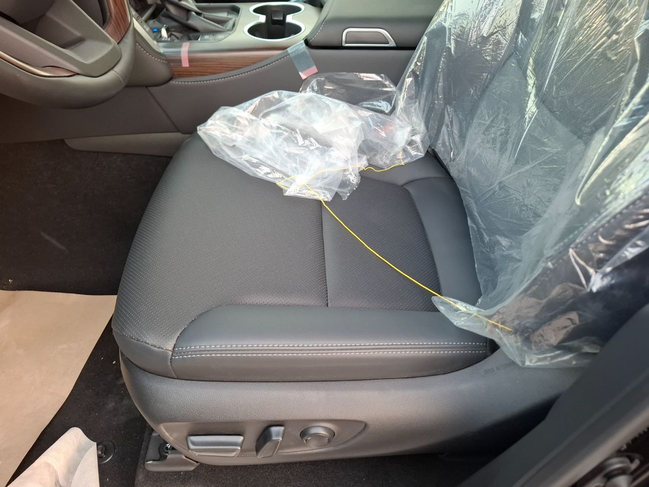 Toyota Land Cruiser Toyota Landcruiser GXR 3.5L 2025 TT AT Black Petrol (Export Only)