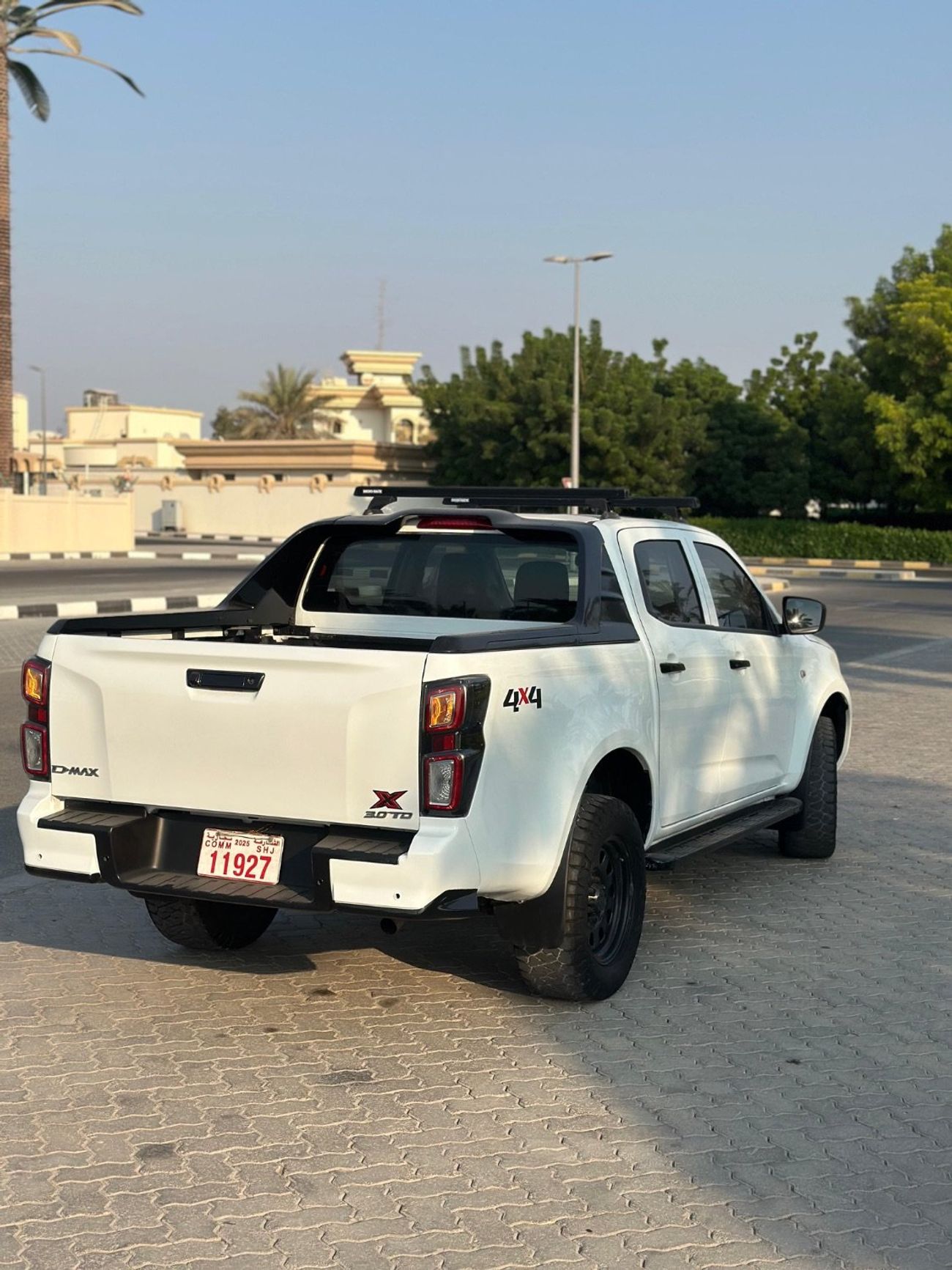 إيسوزو D ماكس Export from Australia