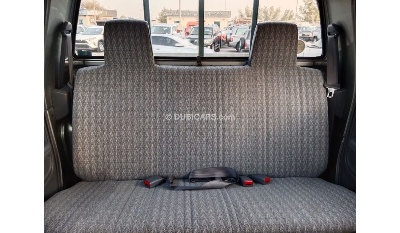 Toyota Hilux TOYOTA HILUX PICK UP RIGHT HAND DRIVE (PM1452)