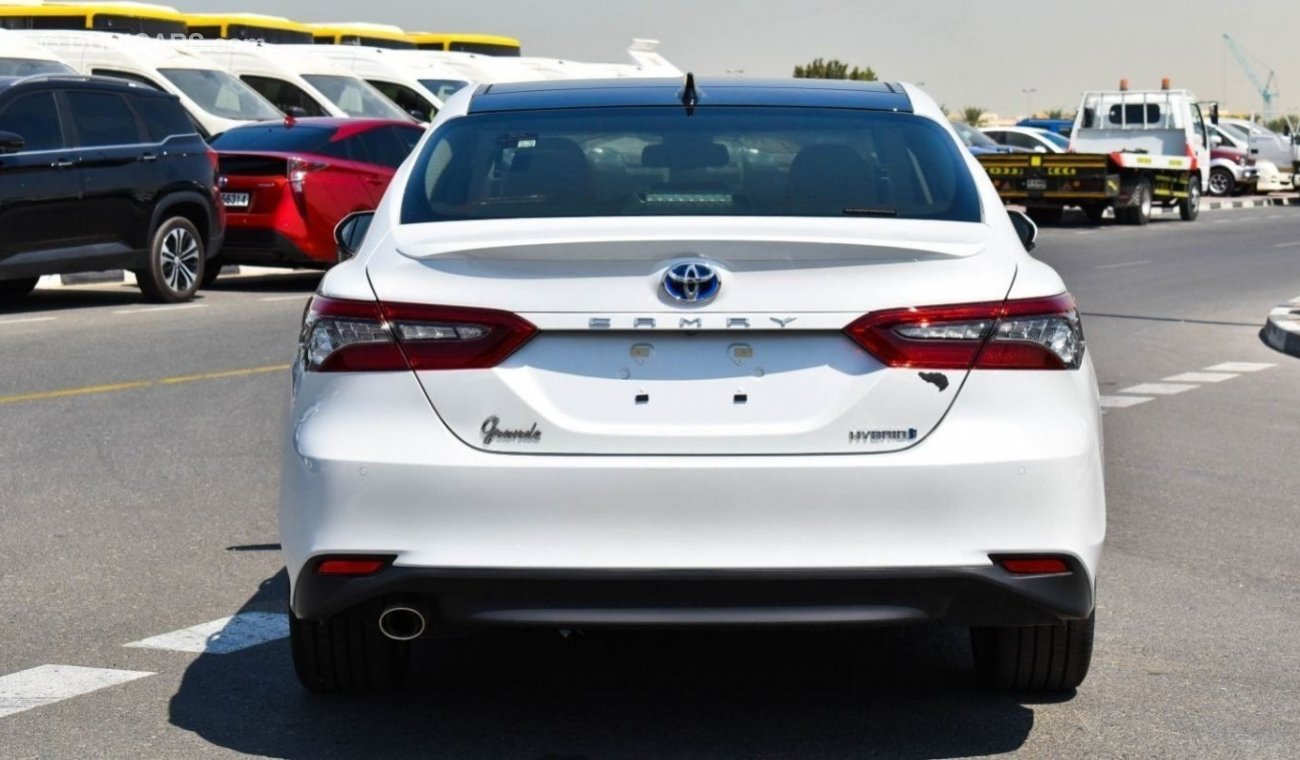 Toyota Camry Brand New Camry Grande 2.5L Hybrid | 40th Anniv | White/Brown | 2023 Model |