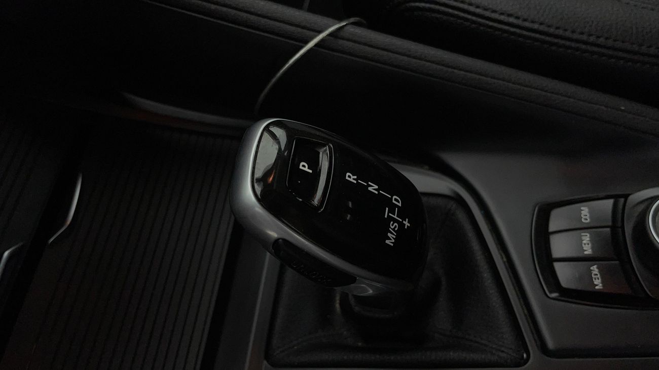 بي أم دبليو X1 SDRIVE 20I 2 | بدون دفعة مقدمة | اختبار قيادة مجاني للمنزل