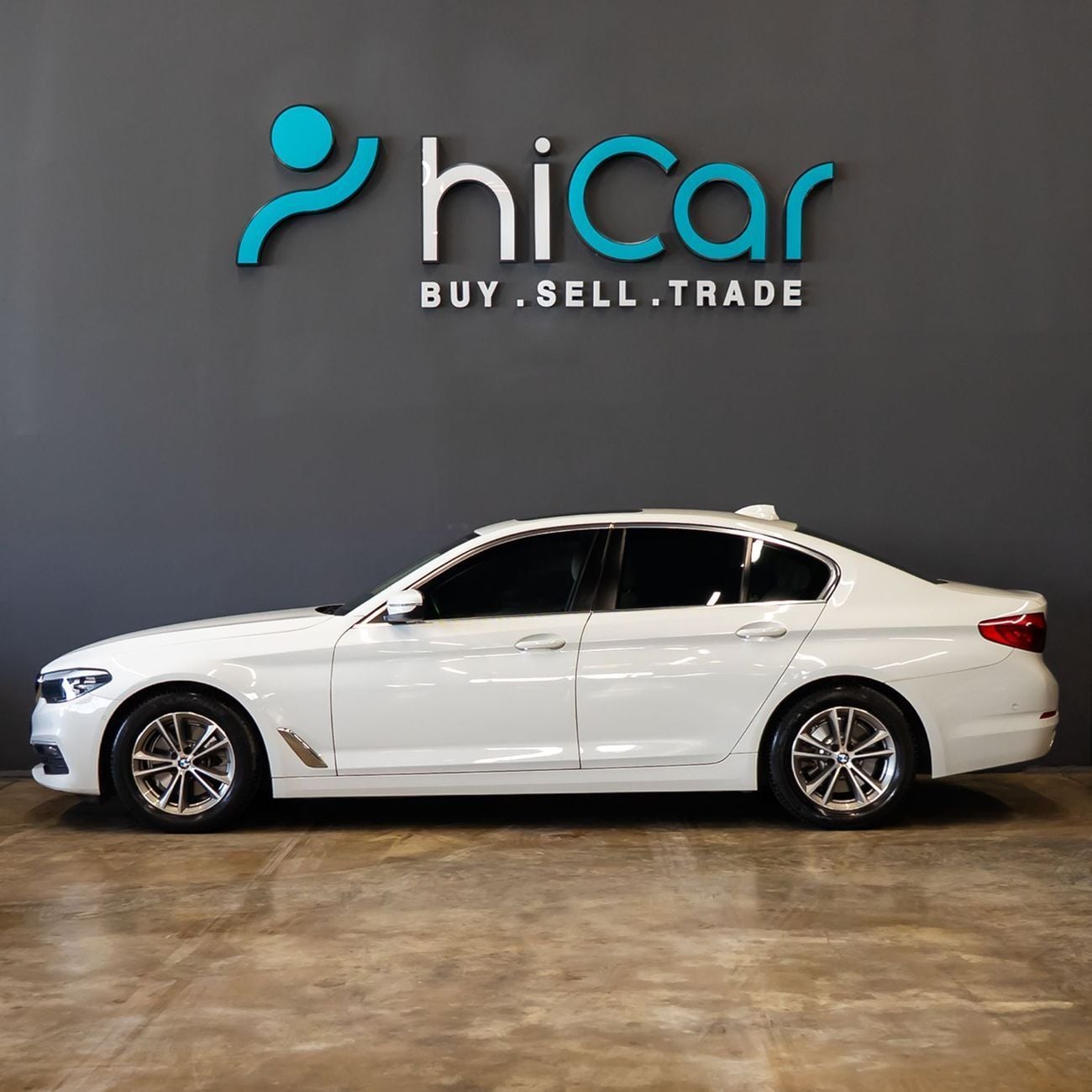 BMW 520i Exclusive 1.6L AED 1,589 pm • 0% Downpayment • BMW 520i • 1 Year Warranty