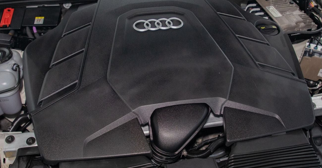 Audi Q8 55 TFSI S-LINE