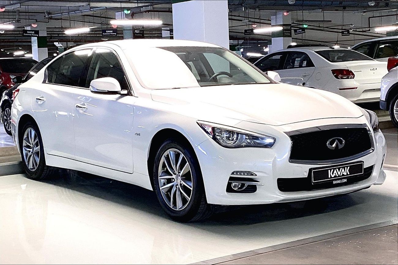 Infiniti Q50 Premium / Luxe | Guaranteed Warranty | 0 Down Payment