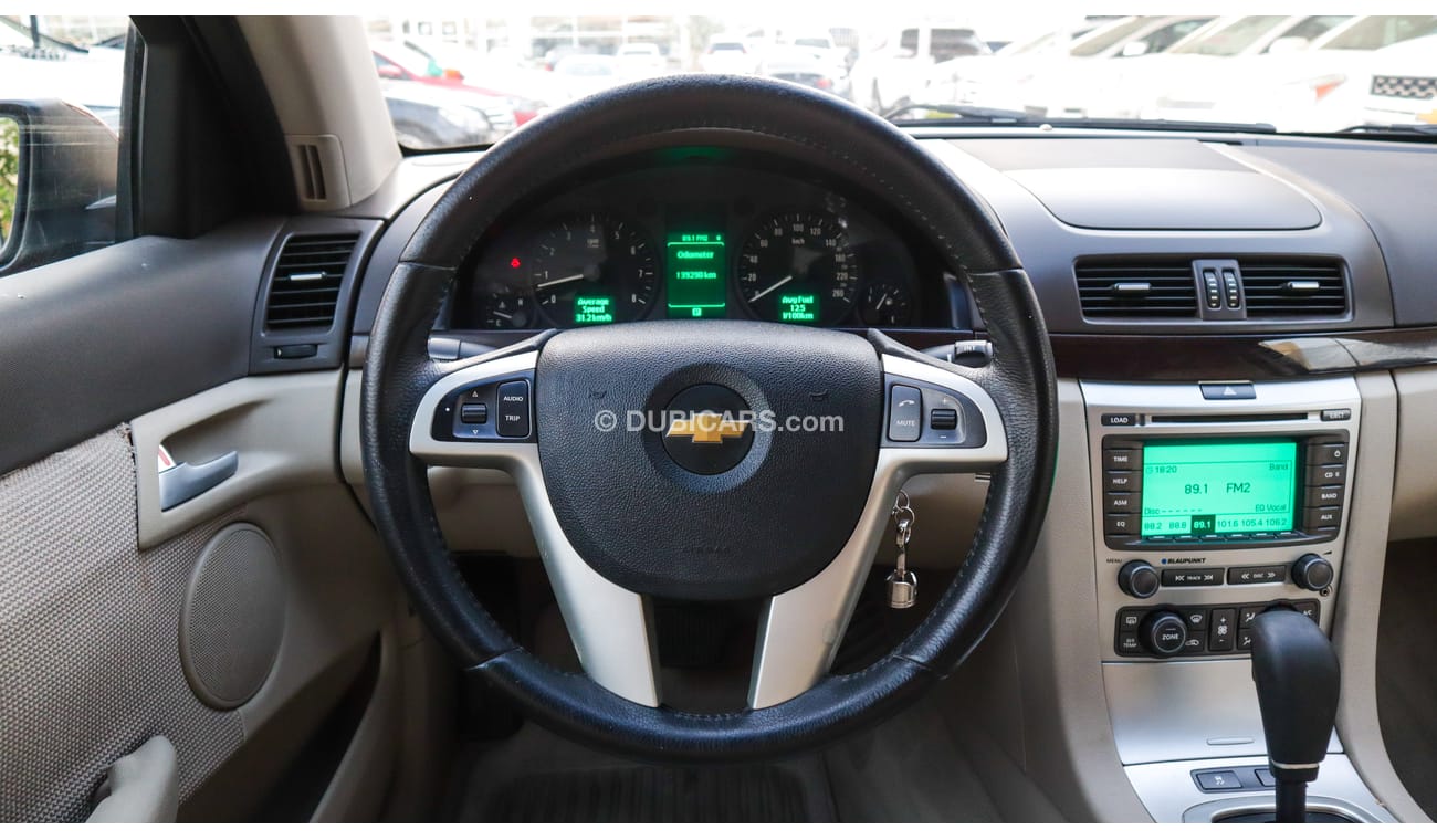 Chevrolet Lumina Gulf model 2009, red color, inside beige