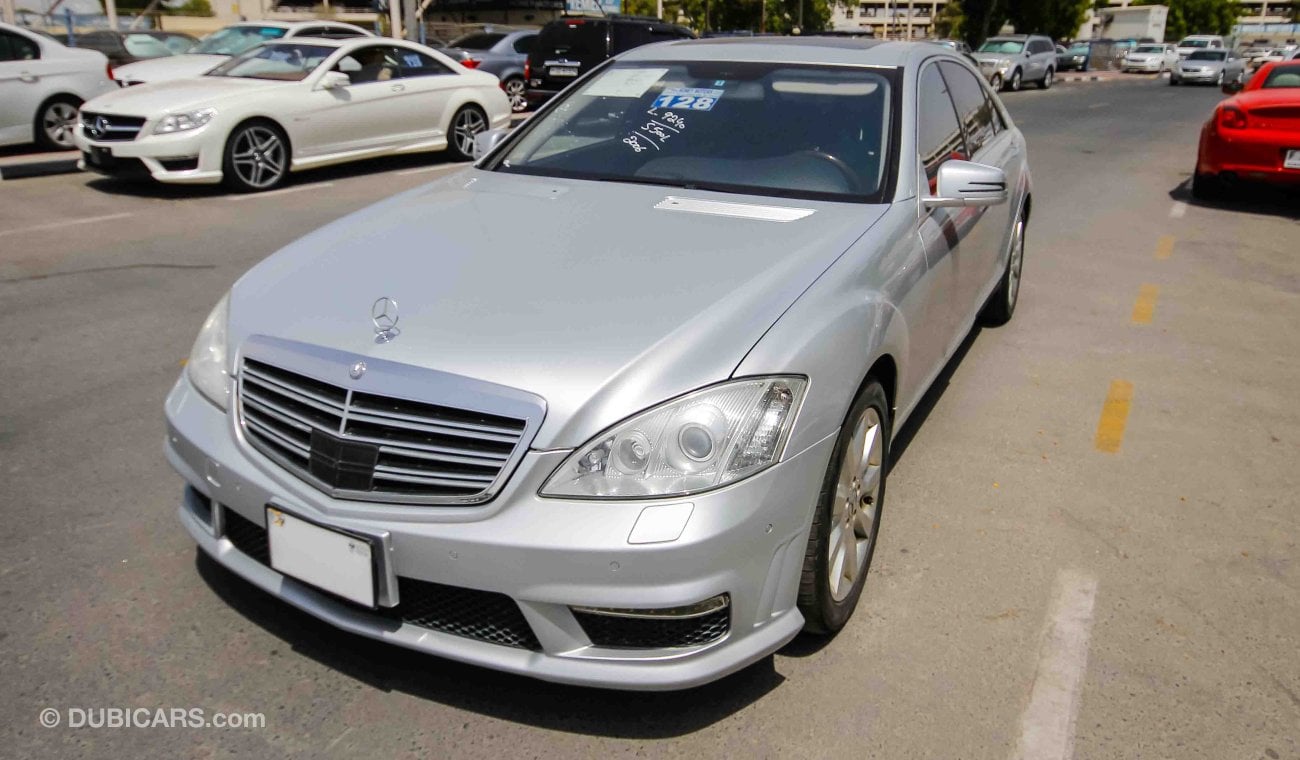 Mercedes-Benz S 500 With S 550 Badge