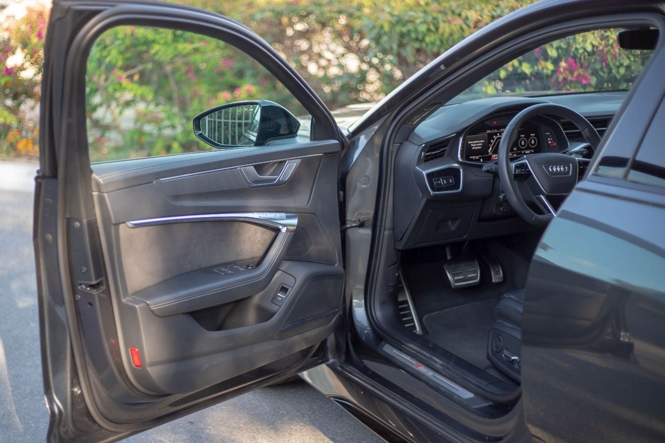 Audi RS6 2024 Audi RS6 Performance with 4.0L twin-turbo V8, 621 hp, 627 lb-ft torque, 8-speed automatic 2024