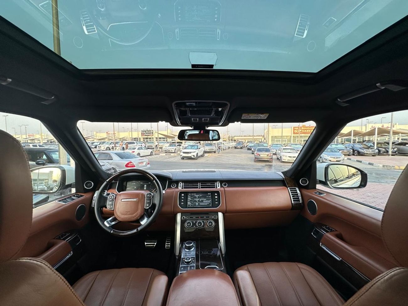 Land Rover Range Rover Range Rover SE_GCC_2015_Excellent Condition _Full option