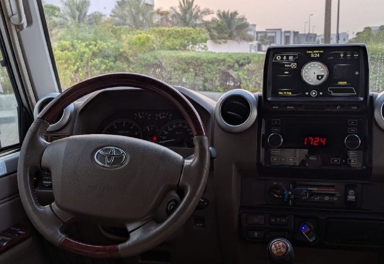 Toyota Land Cruiser Pick Up 2019 Double Cabin 4.5L Full Option Diesel Engine