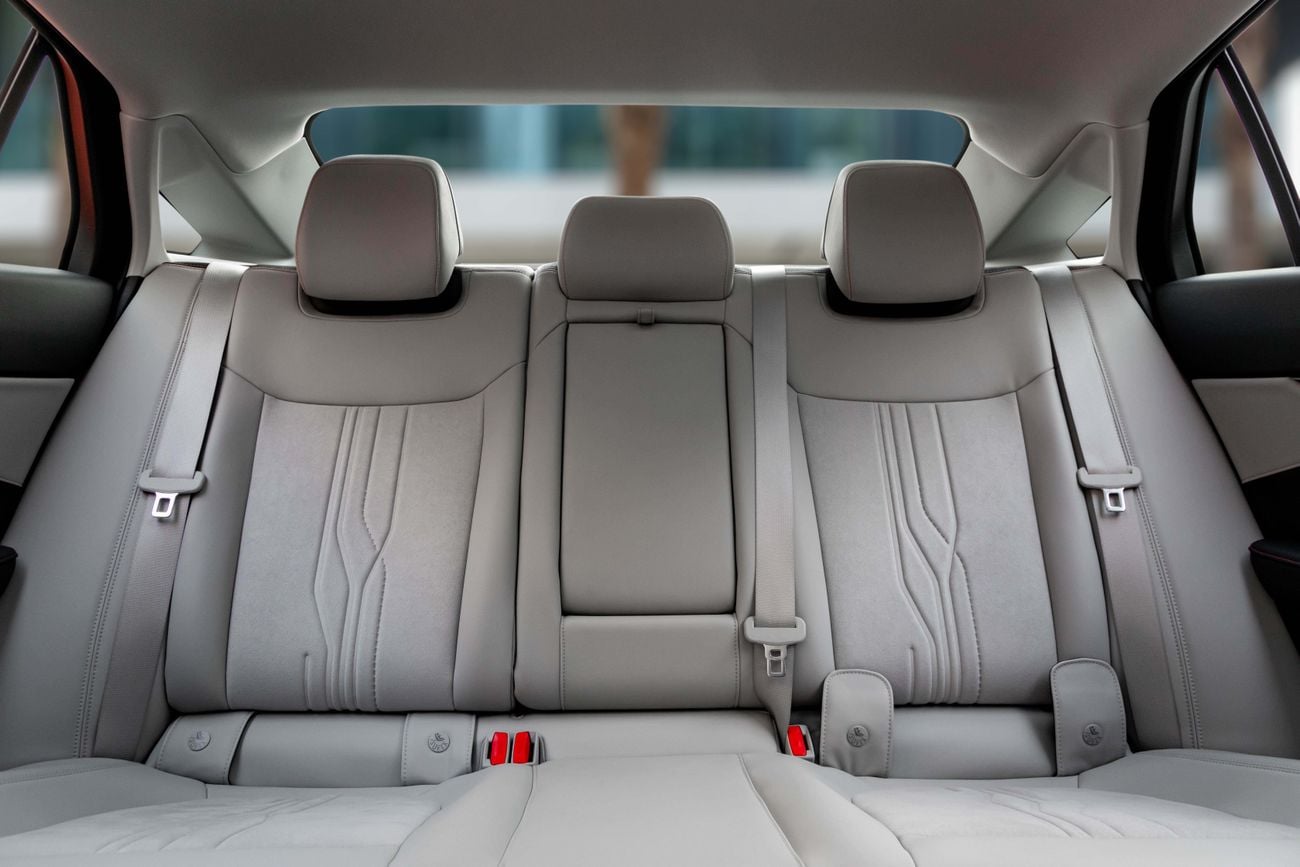 Ford Taurus Taurus Titanium | 2,233 P.M | 0% Downpayment | 2030 FORD WARRANTY! | Ramadan Offer!