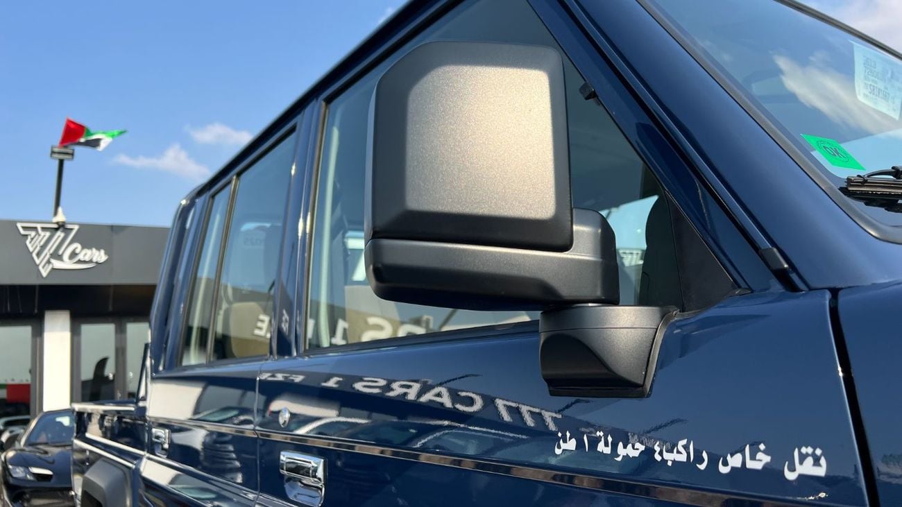 تويوتا لاند كروزر بيك آب 4.0L Double Cab