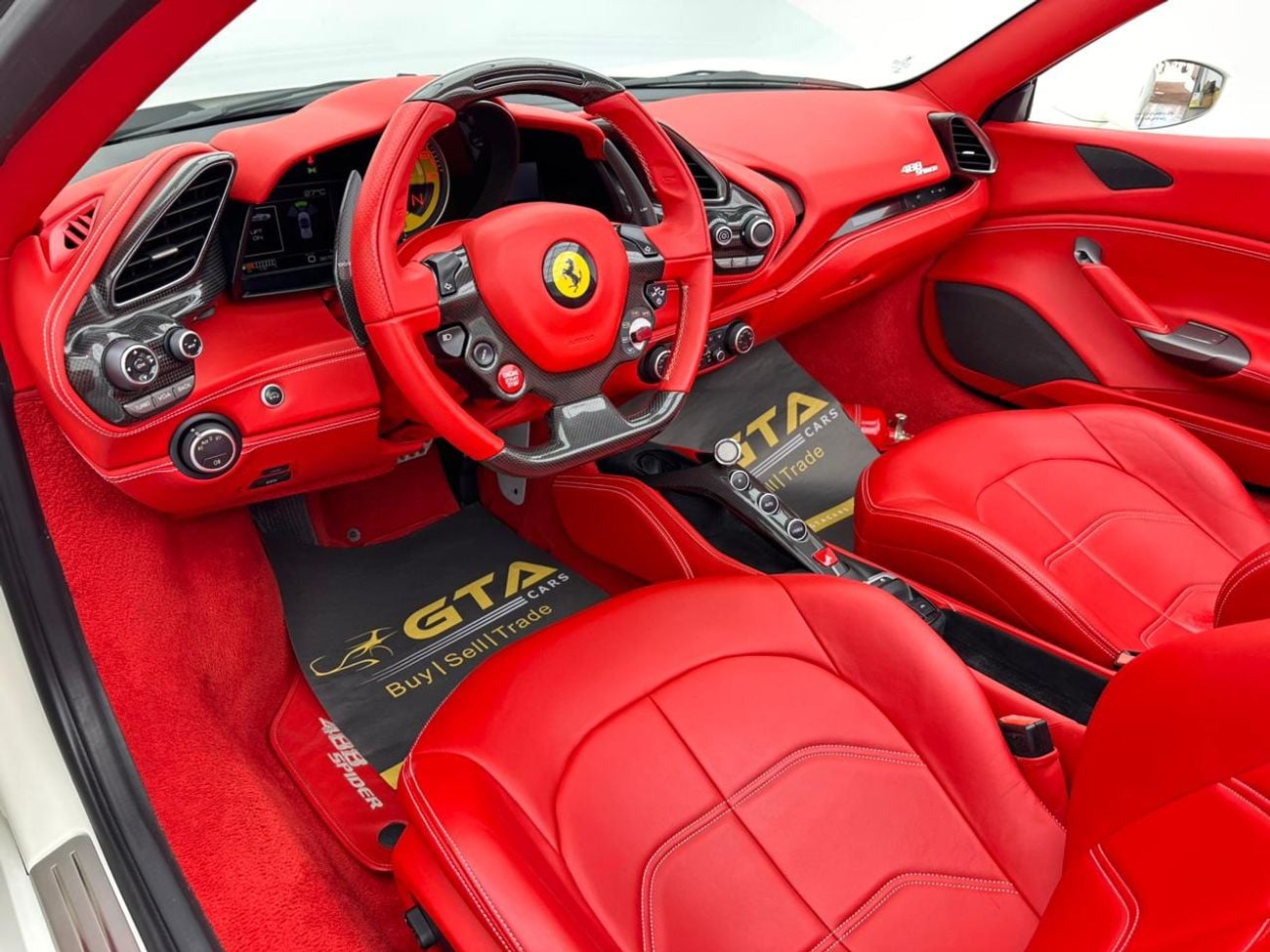 فيراري 488 سبايدر 2017 Ferrari 488 Spider, Full Service History, Excellent Condition, GCC