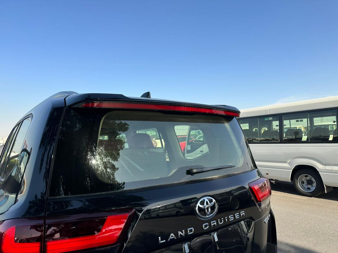 Toyota Land Cruiser GXR-V 3.5L