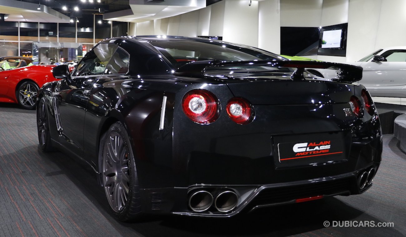 Nissan GT-R