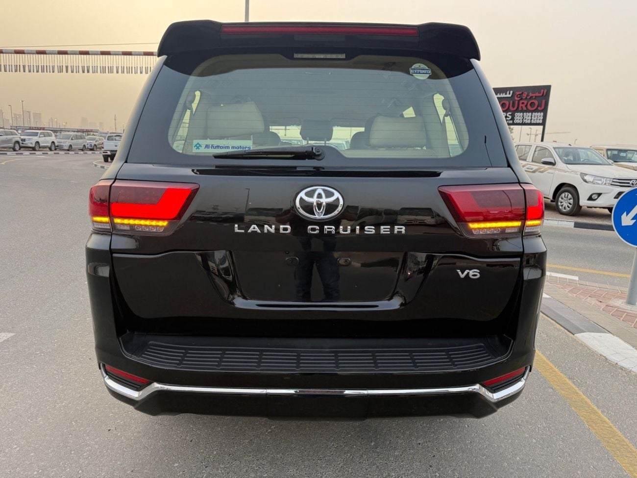 Toyota Land Cruiser SAFARI 2019 LAND CRUISER GXR V6/4.0 FACELIFTED 2025 EXCELLENT CONDITION GCC