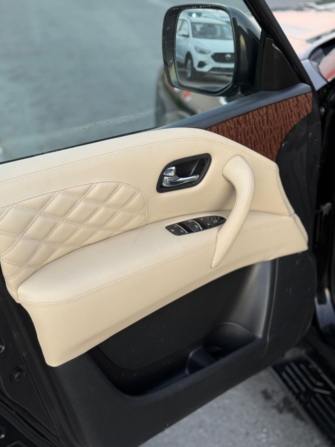 نيسان أرمادا Nissan Armada 4WD SV