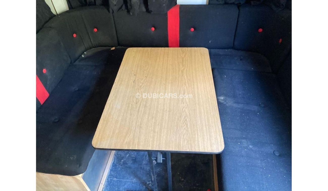 Nissan United Diesel Nissan Eco150 HORSE TRUCK TRANSPORTER