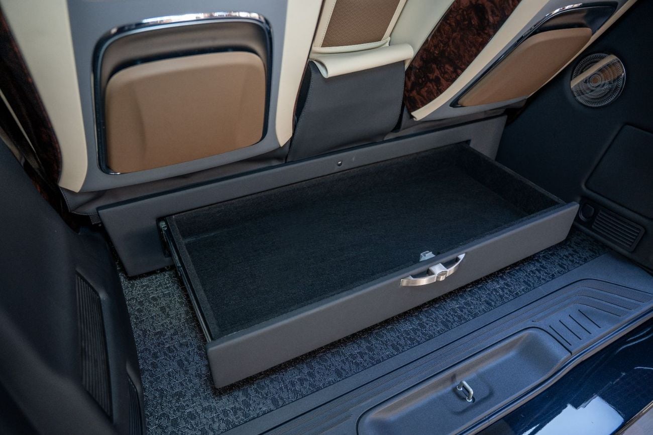 Mercedes Benz V300 AVANTGARDE Prestige Edition by Limgene I Finest Leather in the World