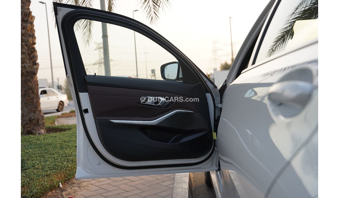 BMW i3 2023 BMW I3 E-DRIVE 35L / SEDAN / RWD / 0 KM