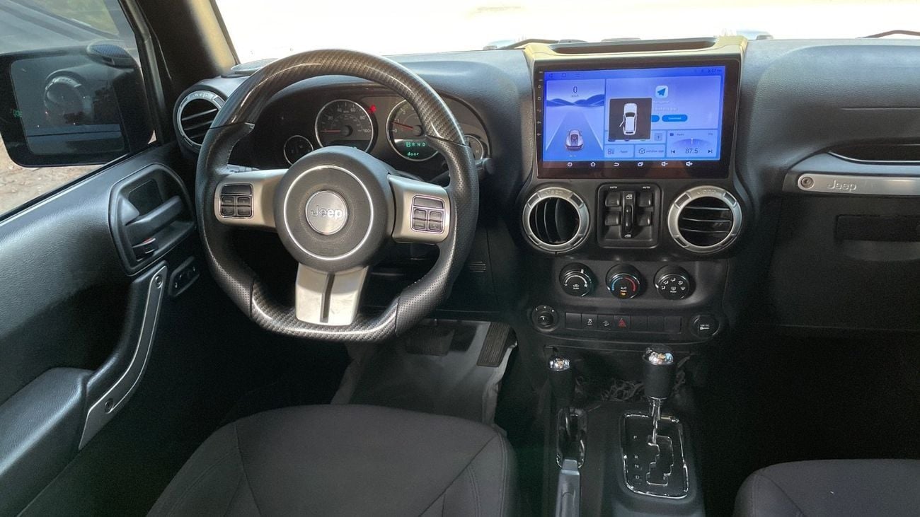 Jeep Wrangler Unlimited Big Bear 3.6L M/T