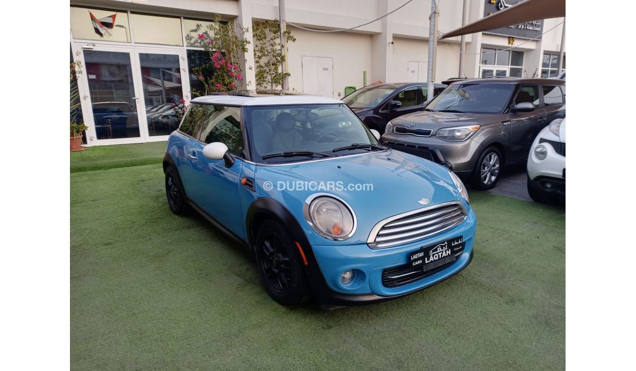 Mini Cooper 1600 cc, American specifications, 2013 model, panorama, cruise control, automatic sensor wheels, lea