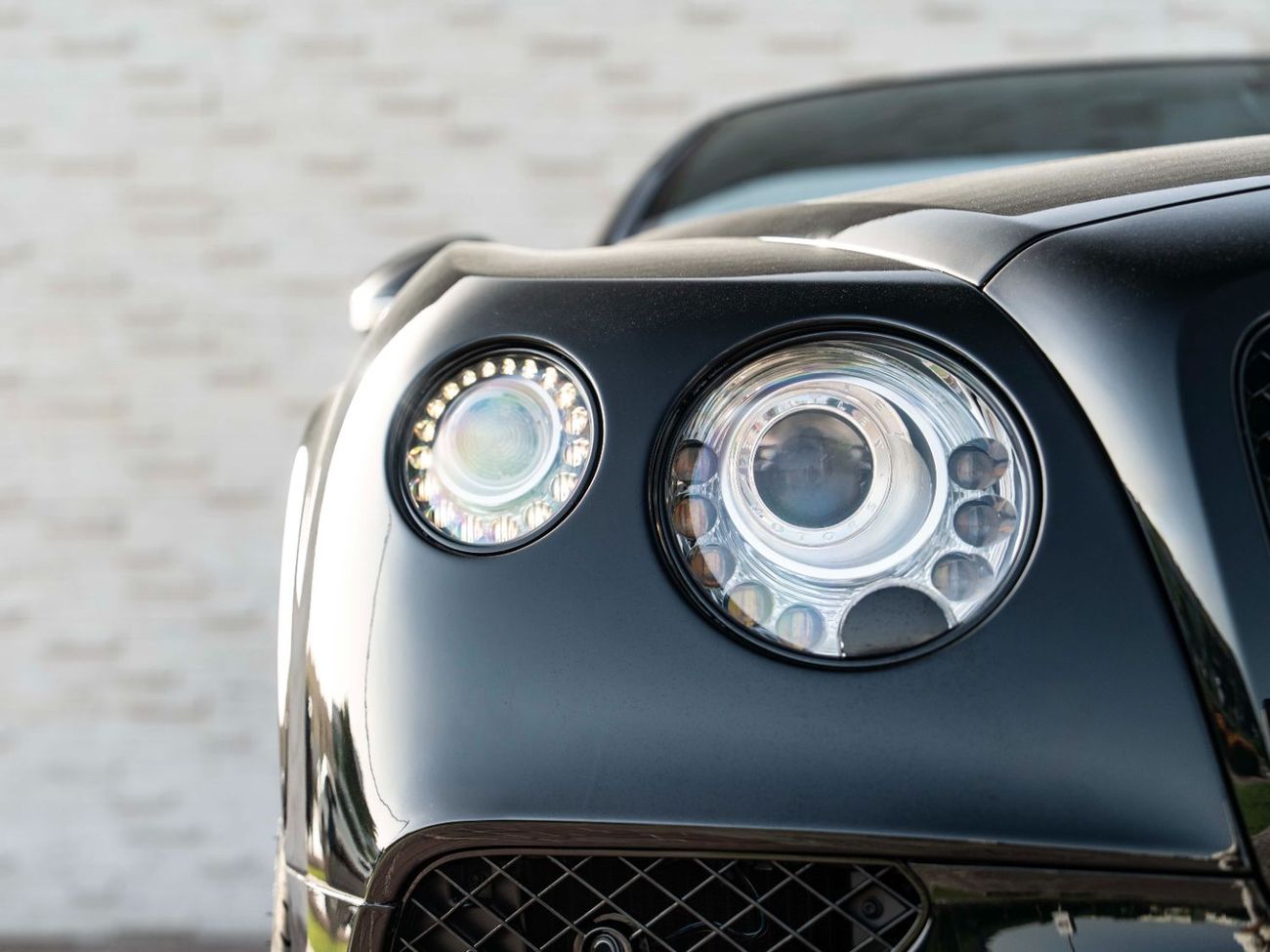 بنتلي كونتيننتال جي تي V8 S Coupe